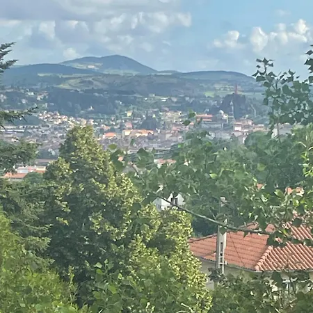 A La Comme A La Campagne * Taulhac-Pres-le-Puy